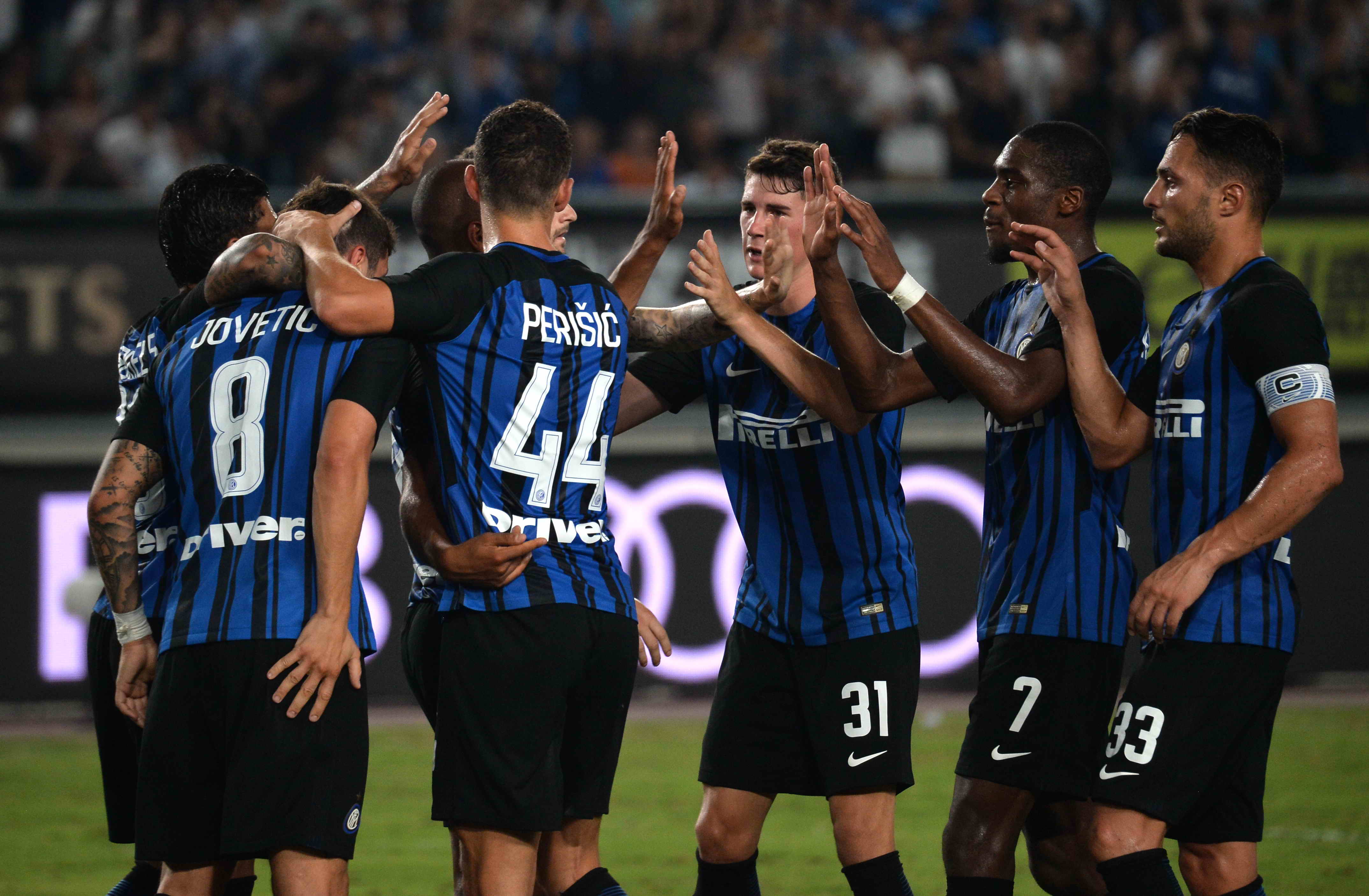 武磊抽射得 武磊抽射得