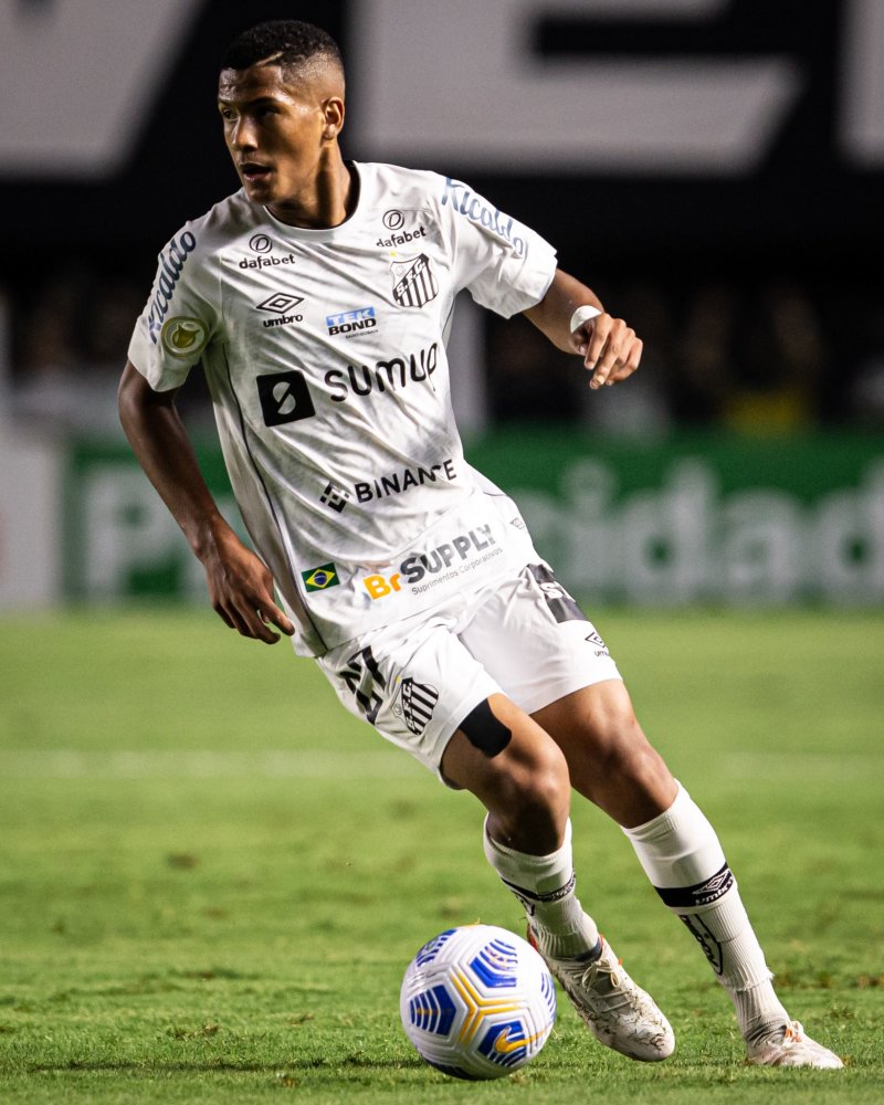 还在年轻球 还在年轻球