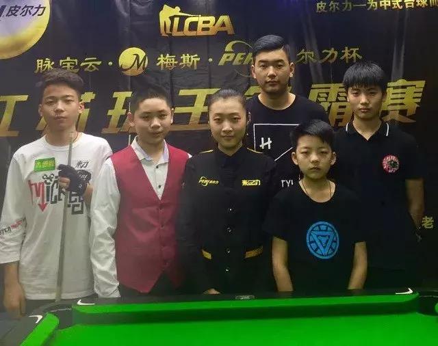 正是球队稳 正是球队稳